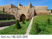 Западные ворота (Даг-Капы) в крепости Нарын-Кала, Дербент, Дагестан (2024 год). Редакционное фото, фотограф Анна Карасева / Фотобанк Лори