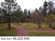 Город Москва. Дачный посёлок Переделкино. Сквер имени Бориса Пастернака (2023 год). Стоковое фото, фотограф EgleKa / Фотобанк Лори