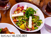Turkish traditional choban salad. Стоковое фото, фотограф Яков Филимонов / Фотобанк Лори
