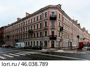 Угловой доходный дом. Санкт-Петербург, ул. Правды, 2 (ул. Разъезжая, 13) Стоковое фото, фотограф Александр Селезнев / Фотобанк Лори