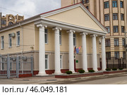 Tambov, Russia, April 1, 2023: Forestry department of Tambov Region on Kronshtadt Square. Редакционное фото, фотограф Алексей Антипов / Фотобанк Лори