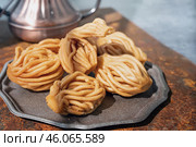 Nath, Chak Chak - Tatar national dessert. perfect for dessert blogs, street food blogs, recipe sites and Ramadan cultural food demonstrations. Стоковое фото, фотограф Оксана Медведева / Фотобанк Лори