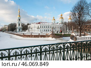 Санкт-Петербург. Район Семимостье. Вид Никольского морского собора (2011 год). Стоковое фото, фотограф Александр Алексеев / Фотобанк Лори