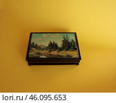 Палехская шкатулка. Редакционное фото, фотограф Жанна Любимова / Фотобанк Лори
