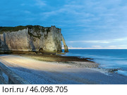 Cliffs in Etretat, France (2016 год). Стоковое фото, фотограф Boris Breytman / Фотобанк Лори