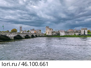 View of King John's Castle, Limerick, Ireland (2018 год). Стоковое фото, фотограф Boris Breytman / Фотобанк Лори