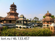 Ancient city Muang Boran in Samut Prakan , Thailand. Древний город, Муанг Боран- музей под открытым небом, недалеко от Бангкока (2024 год). Стоковое фото, фотограф Римма Тельнова / Фотобанк Лори