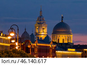 Вид на церковь Святой Великомученицы Екатерины в закате. Санкт-Петербург,  Кадетская линия, 27А. Стоковое фото, фотограф Александр Селезнев / Фотобанк Лори