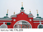 Купола с крестами на Кресто-воздвиженском Кафедральном соборе в городе Вязники Владимирской области. Стоковое фото, фотограф Сергей Овчинников / Фотобанк Лори
