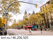 SPAIN, BARCELONA - SEPTEMBER 3, 2023: Passeig de Gracia, one of main avenues of Barcelona, Spain. Редакционное фото, фотограф Яков Филимонов / Фотобанк Лори