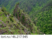 Вид на скалы "Аватары" летним днем. Республика Кабардино-Балкария (2023 год). Стоковое фото, фотограф Анна Карасева / Фотобанк Лори