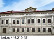 Город Казань. Здание на улице Габдуллы Тукая, дом 87. Филиал ФГУП «Охрана» Росгвардии по Республике Татарстан (2024 год). Стоковое фото, фотограф Александр Тараканов / Фотобанк Лори