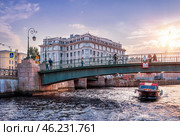 Краснофлотский мост, река Мойка, Санкт-Петербург. Редакционное фото, фотограф Baturina Yuliya / Фотобанк Лори
