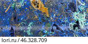 Azurite with malachite on limonite-goethite matrix, panoramic macro. Стоковое фото, фотограф EugeneSergeev / Фотобанк Лори