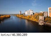 Река Самарка вид на элеватор (2020 год). Стоковое фото, фотограф Ольга Дубровская / Фотобанк Лори