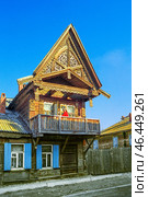 Старинный деревянный дом на ул. Мельникова, 6 ( город Астрахань ) Редакционное фото, фотограф Павел Просянов / Фотобанк Лори