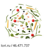 Композиция из свежих овощей и морепродуктов на белом фоне. Стоковое фото, фотограф Pixel_shot / Фотобанк Лори
