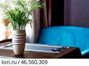 Stylish table setting. The cutlery is on the table. Restaurant service, buffet at the dining table. A festive event, lunch in a cafe or restaurant. Стоковое фото, фотограф Photojuli / Фотобанк Лори