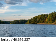 Lake Ladoga near the village Lumivaara on a sunny autumn day, Ladoga skerries, Lakhdenpokhya, Republic of Karelia, Russia. Стоковое фото, фотограф Ula Ulachka / Фотобанк Лори
