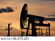 Нефтяной станок-качалка. Стоковое фото, фотограф О.Спиридонов/Бизнес Online / ТАСС / Фотобанк Лори