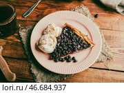 Portion of Galette with Berries and Two Scoops of Ice Cream. Стоковое фото, фотограф Всеволод Белоусов / Фотобанк Лори