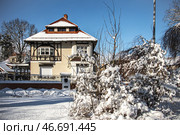 Kaliningrad, Kaliningrad region, Russia, February 16, 2025 Old German villa Schmidt horizontal. Редакционное фото, фотограф Наталья Симакова / Фотобанк Лори