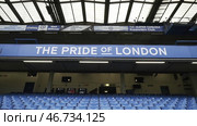 Close-up of the Chelsea FC Stamford Bridge Stadium tribunes in London, England. Стоковое фото, фотограф David Kashakhi / Фотобанк Лори