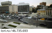 Roads are crammed with cars during rush hour, the concept of urban living. Стоковое фото, фотограф David Kashakhi / Фотобанк Лори
