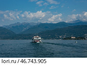 Паром на озере Маджоре (Maggiore) в Пьемонте, Италия (2018 год). Стоковое фото, фотограф Дымов Игорь / Фотобанк Лори