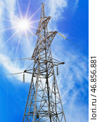 Металлическая опора высоковольтной линии электропередачи. Electric tower high voltage post. Стоковое фото, фотограф Татьяна Д / Фотобанк Лори