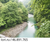 Россия, Краснодарский край, Сочи, Май 2024. Ореховский водопад. Стоковое фото, фотограф Сергей Татаринцев / Фотобанк Лори