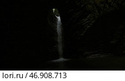 Amazing beautiful waterfall in deep cave at the chinese national park. Стоковое фото, фотограф David Kashakhi / Фотобанк Лори