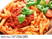 Вкусная паста с соусом Болоньезе, крупным планом. Стоковое фото, фотограф Pixel_shot / Фотобанк Лори