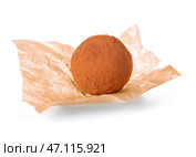 Вкусный сладкий трюфель на белом фоне. Стоковое фото, фотограф Pixel_shot / Фотобанк Лори