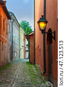 narrow streets of Old Town in Finland (2009 год). Стоковое фото, фотограф Олег Жуков / Фотобанк Лори