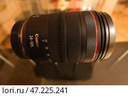 Belgrade, Serbia - March 10, 2025: Canon RF from 24 to 105mm f4 L IS USM. Редакционное фото, фотограф Виктор Ветошкин / Фотобанк Лори
