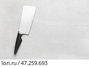 Тесак для мяса на белом фоне, вид сверху. Стоковое фото, фотограф Pixel_shot / Фотобанк Лори