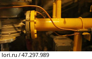 yellow gas pipes in the boiler room. Стоковое видео, видеограф Алексей Сергеев / Фотобанк Лори