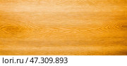Wooden texture with natural grain and light brown tones, furniture, flooring, wall panels, design projects, background. Стоковое фото, фотограф Павел Муравьев / Фотобанк Лори
