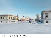 Crossroads of streets in the ancient city of Cherdyn (2024 год). Редакционное фото, фотограф Саблин Станислав / Фотобанк Лори