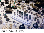 Image of fashionable bracelets, rings and pendants. Стоковое фото, фотограф Яков Филимонов / Фотобанк Лори
