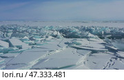 Ice ridges on Lake Baikal. Стоковое видео, видеограф Михаил Коханчиков / Фотобанк Лори