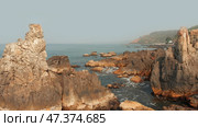 Aerial view rocks and stones on the Arambol beach in North Goa, India. Стоковое фото, фотограф Mikhail Davidovich / Фотобанк Лори