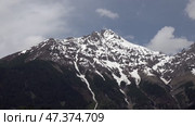 Австрийские Альпы в городе Инсбрук. Австрия. Май. Austrian Alps in the city Innsbruck. Austria. May. Стоковое видео, видеограф Горшков Александр / Фотобанк Лори