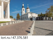 Крестильная церковь в честь Казанской иконы Божией Матери в городе Арзамасе Нижегородской области (2024 год). Стоковое фото, фотограф Юрий Шурчков / Фотобанк Лори