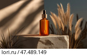 Capture of a skincare serum mockup in an elegant setting with natural lighting.  сыворотка для ухода за кожей в элегантной обстановке с естественным освещением. Стоковое AI-изображение, AI-художник Katsiaryna Repich / Фотобанк Лори