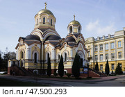 Храм Святых равноапостольных Мефодия и Кирилла. Саратов. Редакционное фото, фотограф Евгений Будюкин / Фотобанк Лори