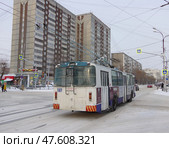 Троллейбус ЗиУ-682Г [Г00] №187, улица Белинского, Екатеринбург, Свердловская область (2021 год). Редакционное фото, фотограф Алексей Иванов / Фотобанк Лори