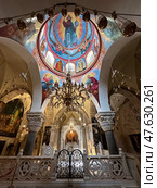 Interior of the Church of the Holy Sepulcher (2024 год). Редакционное фото, фотограф Irina Opachevsky / Фотобанк Лори