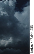 Lot of lightning during a thunderstorm. Стоковое видео, видеограф Михаил Коханчиков / Фотобанк Лори